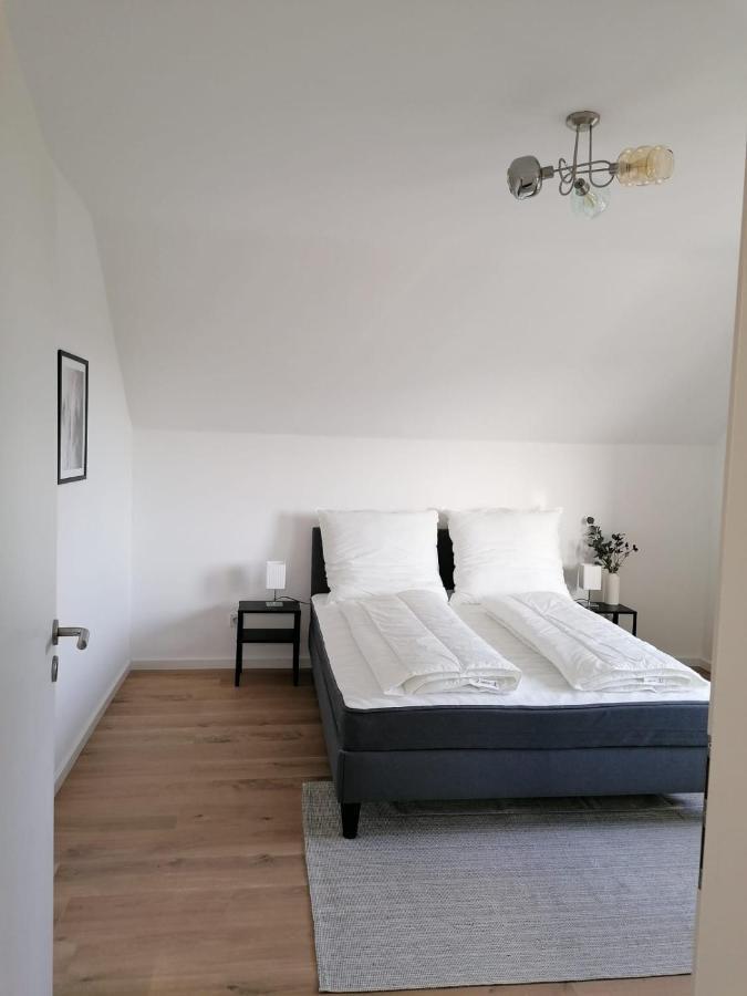Eifelstern-Schoene Ferienwohnung Mit Balkon Kalenborn-Scheuern Eksteriør billede
